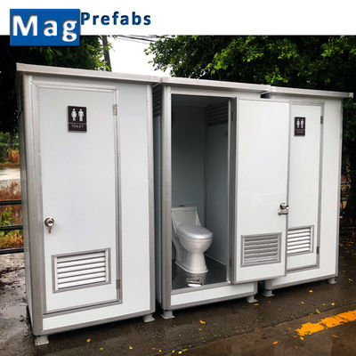 qualità  Industrial cheap outdoor movable public portable sandwich panel toilet cubicle for rental fabbrica